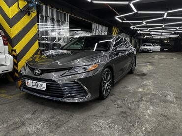 Toyota: Toyota Camry: 2021 г., 2.5 л, Автомат, Бензин, Седан