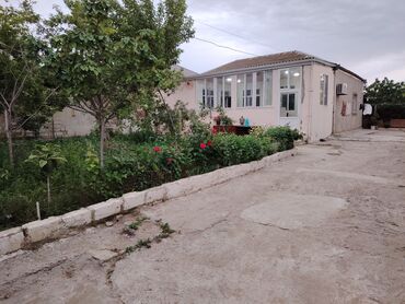 mehdiabad heyet evi: 4 otaqlı, 130 kv. m, Kredit yoxdur, Orta təmir