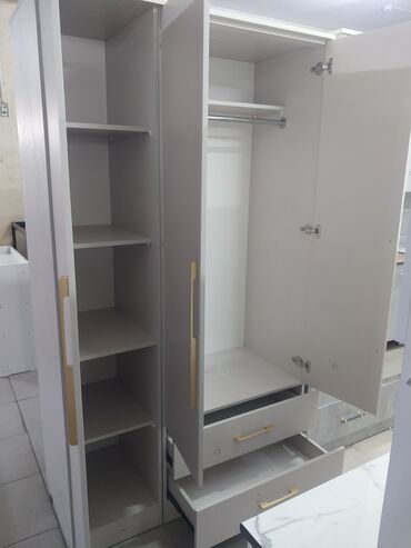 Шкафы для одежды: Шкаф для одежды, Прямой at lalafo.kg — 8 Шкафы для одежды: Шкаф для одежды, Прямой — 8