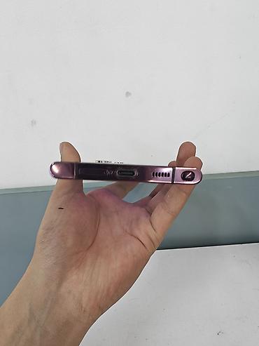 samsung tab a: Samsung Galaxy S22 Ultra, цвет Burgundy (бордовый). в углу есть — 3