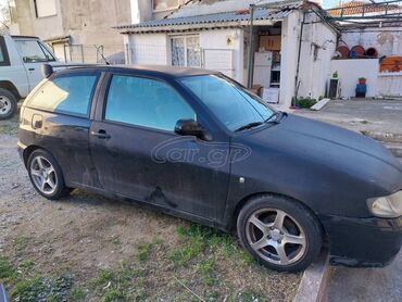 Seat: Seat Ibiza: 1.4 l | 2001 year | 250000 km. Hatchback