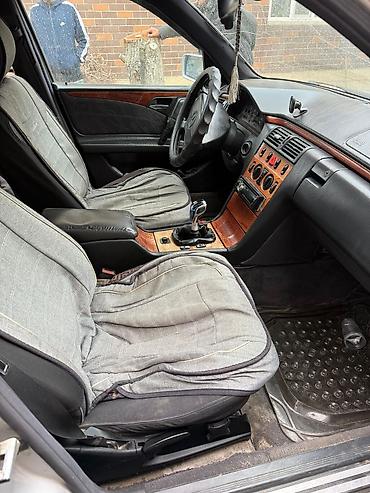 Mercedes-Benz: Mercedes-Benz E-Class: 1989 г., 2.2 л, Ручные, Дизель, Седан — 4