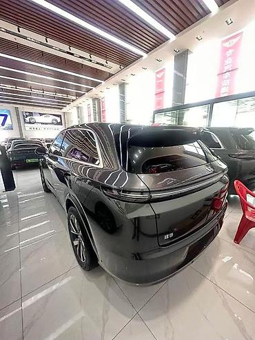 Lixiang: Lixiang L7: 2023 г., 1.5 л, Автомат, Гибрид, Кроссовер — 4