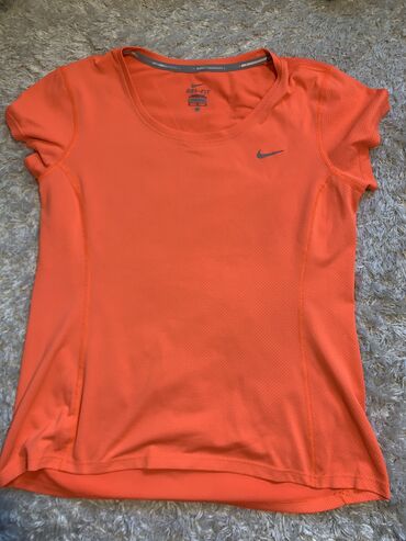 crop top majica: Nike, M (EU 38), color - Orange