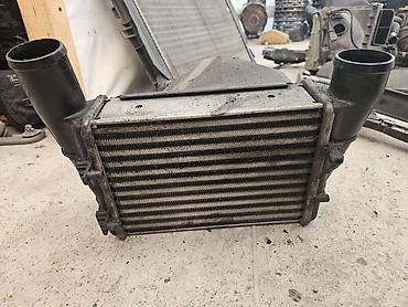 shark antena za auto: HLADNJAK INTERKULERA 1.8 ZA VOLKSWAGEN PASSAT B5 — 1