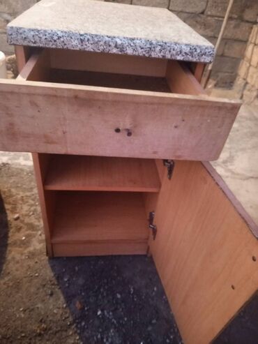 Dolablar: İşlənmiş, Açılan, 2 qapılı Düz dolab, Bufet — 4