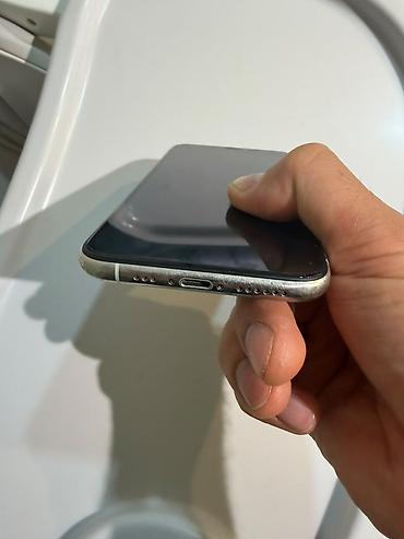 Техника и электроника: IPhone 11 Pro, Б/у, 256 ГБ, Белый, 67 % — 3