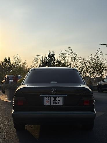 200: Mercedes-Benz W124: 1995 г., 3.2 л, Автомат, Бензин, Седан — 3