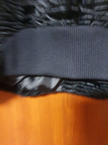 Шубы: Продаем новую полушубку из каракуля . Проиводство Южная Корея. Размер — 11