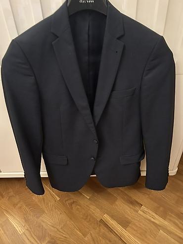 Верхняя одежда: Pierre Cardin kişi kostyum gödəkçəsi - Rəng: tünd göy (navy) - Kəsim — 1