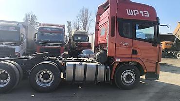 Тягачи: Тягач, Shacman — 4