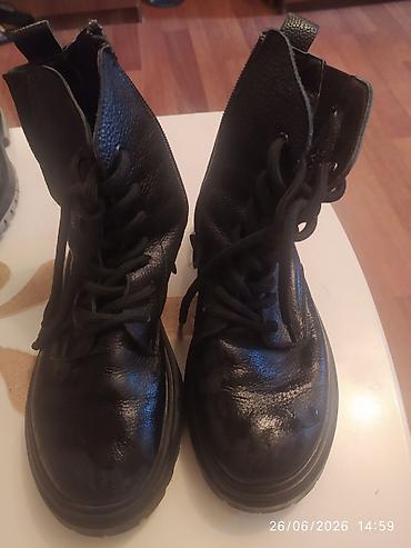 uzun bot: Bir neçə məhsul bir yerdə: 1) Qara kişi hərbi/boots tipli uzun — 7