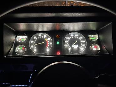 VAZ (LADA): VAZ 2107 “Lada” sedan - Kuzov: klassik 4 qapılı sedan, ağ rəng — 3