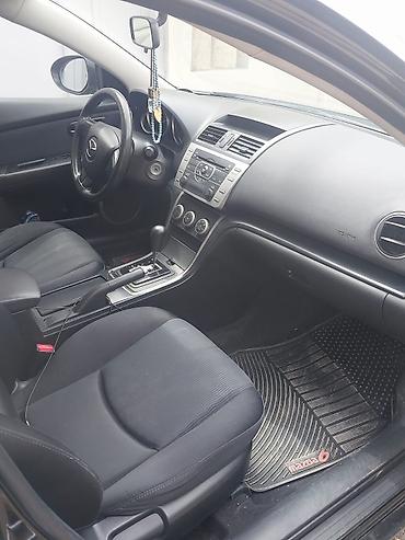 Mazda: Mazda 6 sedan - Kuzov: sedan, qara rəng - Mühərrik: benzin (markaya — 7