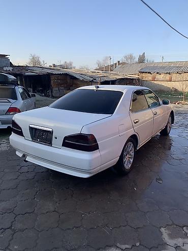 Nissan: Nissan Laurel: 2000 г., Автомат, Бензин — 15