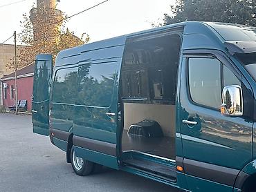 mercedes ayaqaltı: Mercedes-Benz Sprinter: 2.2 l | 2011 il Van/Minivan — 7