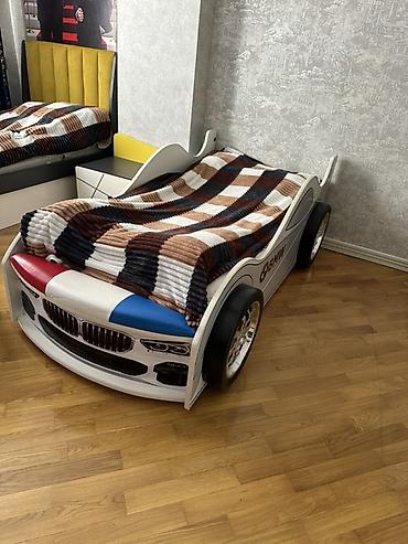 bmw şekilleri: Uşaq/yeniyetmə otağı üçün mebel dəsti Komplekt: - Avtomobil formalı — 2