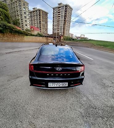 hyundai note: Hyundai Sonata: 2 l | 2022 il Sedan — 5