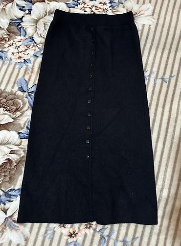 Брючные костюмы: Женские вещи набором: 1) Двойка бордового цвета из мягкого трикотажа — 5