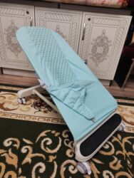 бейблейд арена: Шезлонг новый 2000с очень удобный на колесах