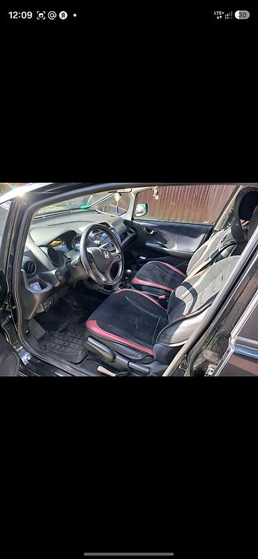 машины до 150 тысяч: Honda Jazz: 2012 г., 1.2 л, Механика, Бензин, Хэтчбэк — 8