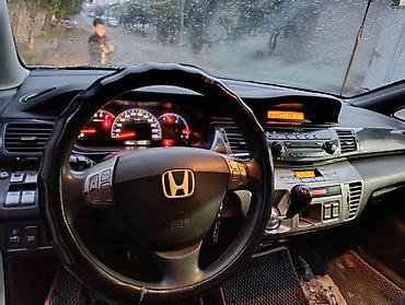 Honda: Honda FR-V: 2007 г., 1.8 л, Механика, Бензин, Минивэн — 2