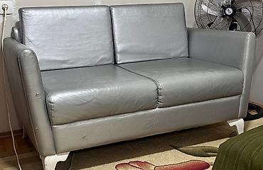Divanlar: Divan, İşlənmiş, Açılmayan, Bazasız, Dəri, Çatdırılma yoxdur — 1
