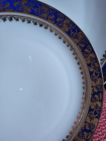 Kuhinjski setovi: Servis za torte,kolace iz 1945 do 1958godine. Bohemija Carlsbad na lalafo.rs — 9 Kuhinjski setovi: Servis za torte,kolace iz 1945 do 1958godine. Bohemija Carlsbad — 9