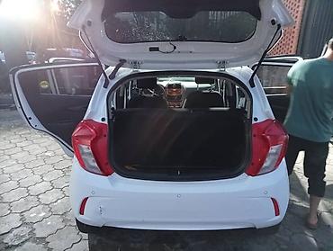 Продажа авто: Chevrolet Spark: 2020 г., 1 л, Вариатор, Бензин — 2