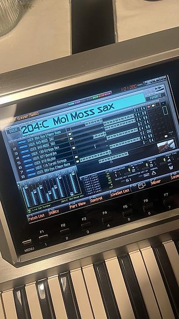 Klaviri i klavijature: Roland Fantom G6 512mb poznati set sredjeno sve klavijatura kojoj ne — 2