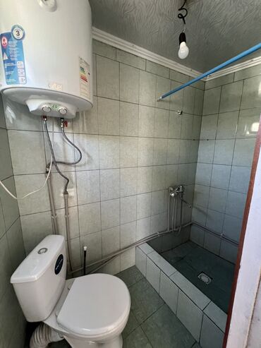 сдаю дом токолдош: 50 м², 2 комнаты