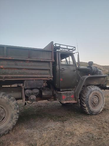 masın satısı: Ural 6x6 yük maşını – damperli bort kuzovlu. Xüsusiyyətlər: - 6x6 tam — 5