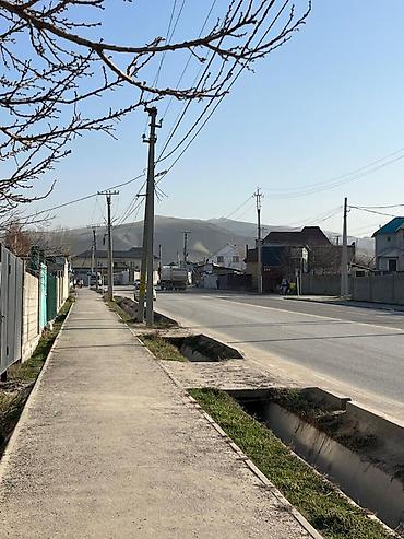 Дома: 🏡 **Продаётся дом в ж/м Арча-Бешик!** 📍 Первая линия 📐 5 соток | 120 — 6