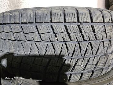 Шины: Шины 275 / 60 / R 18, Зима, Б/у, Пара, Легковые, Япония, Bridgestone