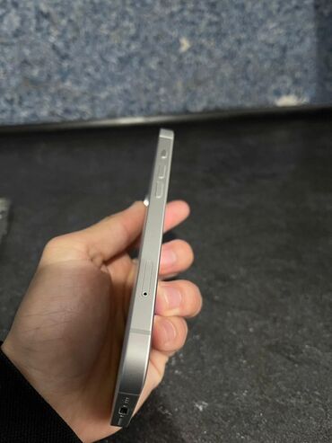 Apple iPhone: IPhone SE 2022, Старлайт, Коробка — 3