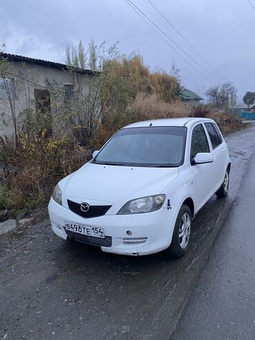 бишкек авто: Mazda Demio: 2002 г., 1.3 л, Автомат, Бензин, Хэтчбэк