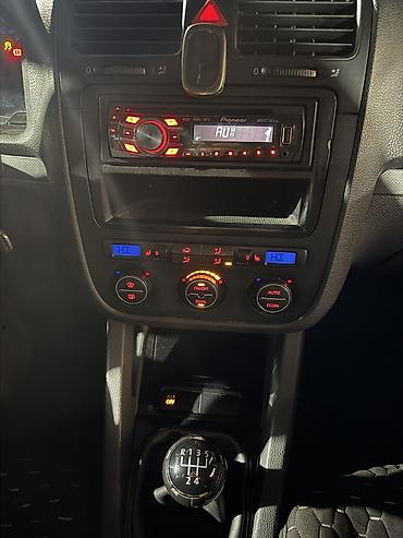 Volkswagen: Volkswagen Golf: 2006 г., 1.6 л, Механика, Бензин at lalafo.kg — 10 Volkswagen: Volkswagen Golf: 2006 г., 1.6 л, Механика, Бензин — 10