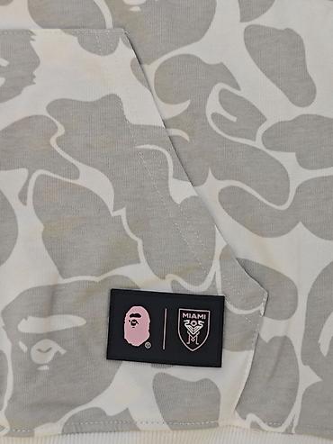 alt geyim: BAPE (A Bathing Ape) Miami kapsul kolleksiyası üçün xaki naxışlı — 5