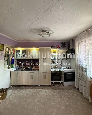 sokuluk: 🏠Продается дом в с. Сокулук, верхняя зона 🟡 Комнаты: 4 🟡 Участок: 4 — 6