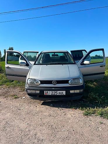 golf b4: Volkswagen Golf: 1994 г., 2 л, Механика, Бензин, Хэтчбэк — 4
