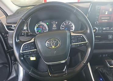 2 8: Toyota Highlander: 2022 г., 2.5 л, Автомат, Гибрид, Кроссовер — 10
