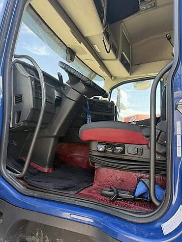 Volvo: Тягач, Volvo, 2015 г., Тентованный — 3