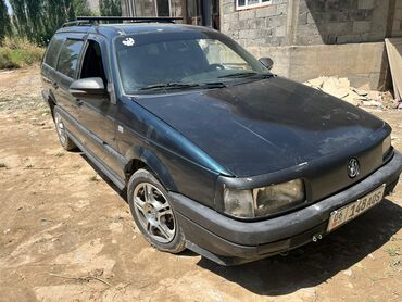 малолитражные автомобили: Volkswagen Passat: 1989 г., 1.8 л, Механика, Бензин, Универсал