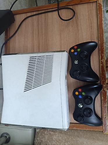Видео оюндар жана приставкалар: Игровая консоль Xbox 360 (корпус белый) с комплектом аксессуаров — 1
