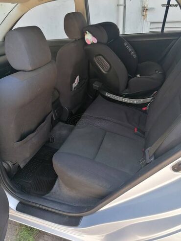Toyota: Toyota Corolla: 1.4 l. | 2005 έ. Χάτσμπακ — 3