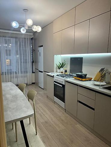 продажа квартиры ош: 2 комнаты, 74 м², Пишпек Элитка, 13 этаж, Свежий ремонт — 1