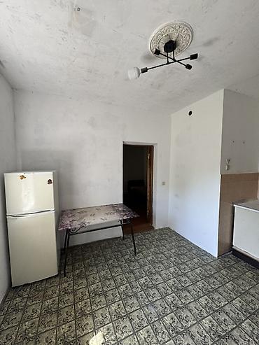 single room flat: Сдается простая 1‑комнатная с отдельной кухней. Планировка и — 4