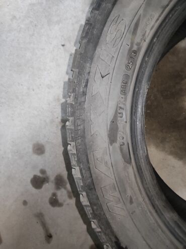 Шины: Шины 255 / 55 / R 18, Зима, Б/у, Комплект, Maxxis