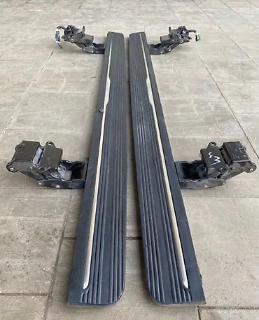 Пороги и комплектующие: Наружные накладки порогов Land Rover, 2018 г., Б/у, Оригинал — 2