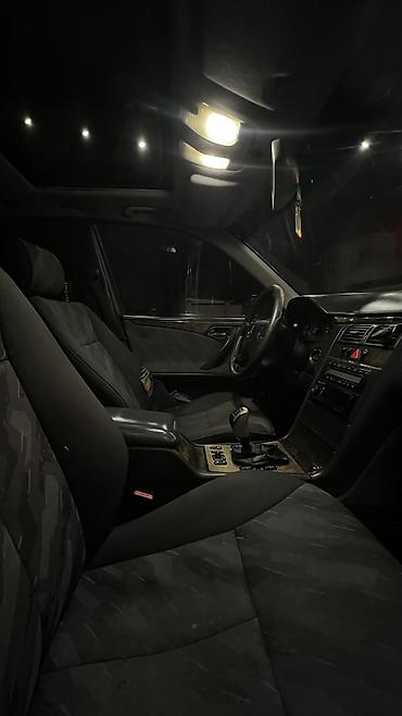 Mercedes-Benz: Mercedes-Benz E-Class: 2000 г., 2 л, Механика, Бензин, Седан — 28